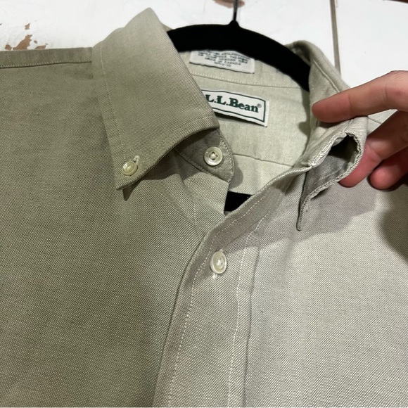 L.L. Bean Men’s Button Down Shirt Khaki Color White Buttons Size 15-1/2 32 - Picture 3 of 10